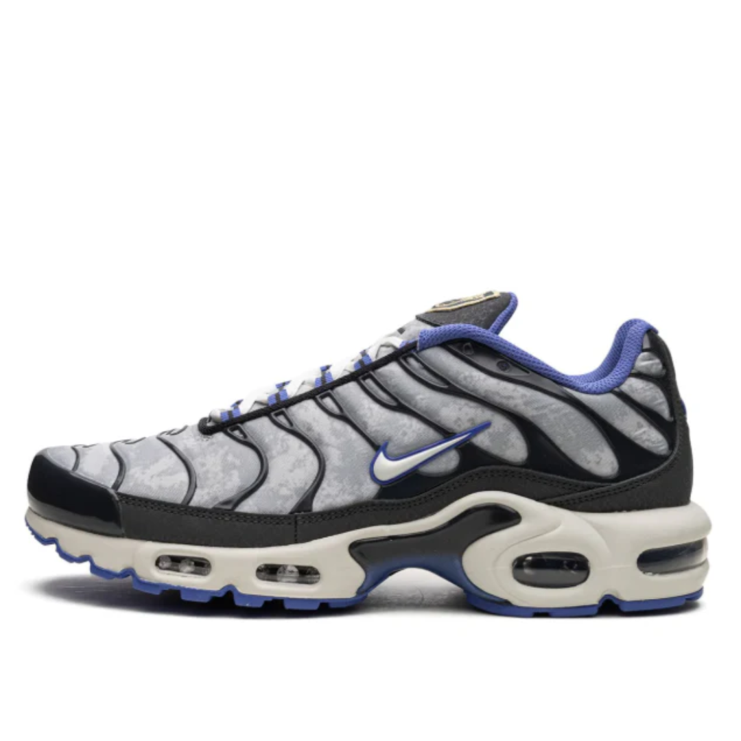 Nike Air Max TN SE Social FC